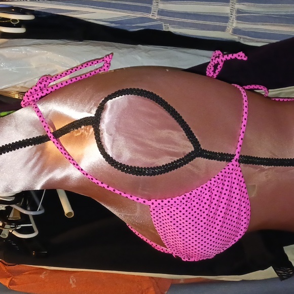 Swim top - Picture 3 of 5